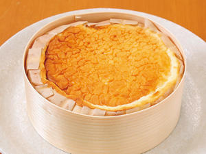【チーズケーキ】フラノデリスメイプルフロマージュ-メイン※少し寄りで使用したい.jpg