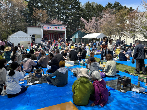 緑ヶ丘公園桜祭り