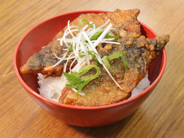 浜の母さんが考案した「小樽群来太郎丼」は両日特別価格で販売