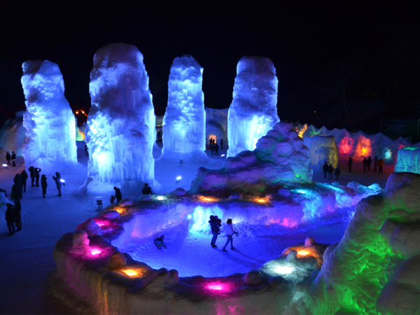 千歳･支笏湖 氷濤まつり 氷の美術館